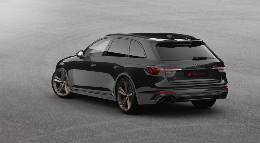  Audi RS4 Avant Bronze Edition (B9) 2020 года  (UK) (фото 3 из 3)